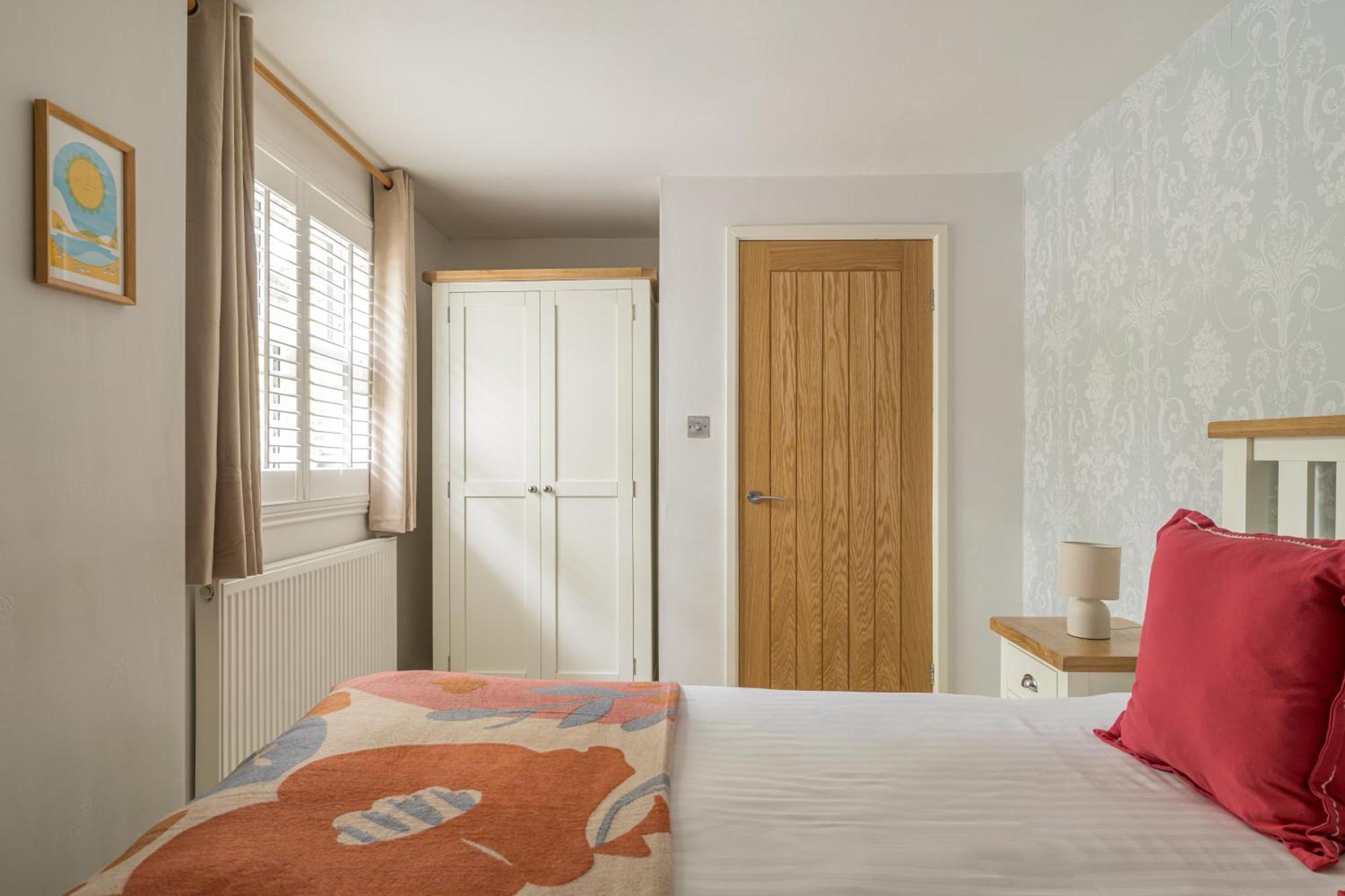 Squirrel Bank, With A Hot Tub & Parking Villa Bowness-on-Windermere Ngoại thất bức ảnh
